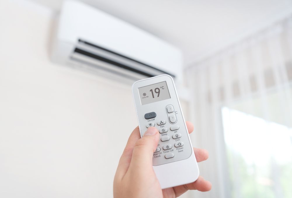 Why Your AC Isn’t Cooling (And What to Do About It)